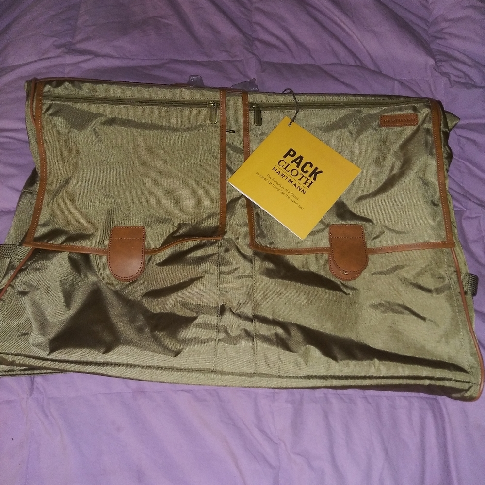 Pack clothes hartmann